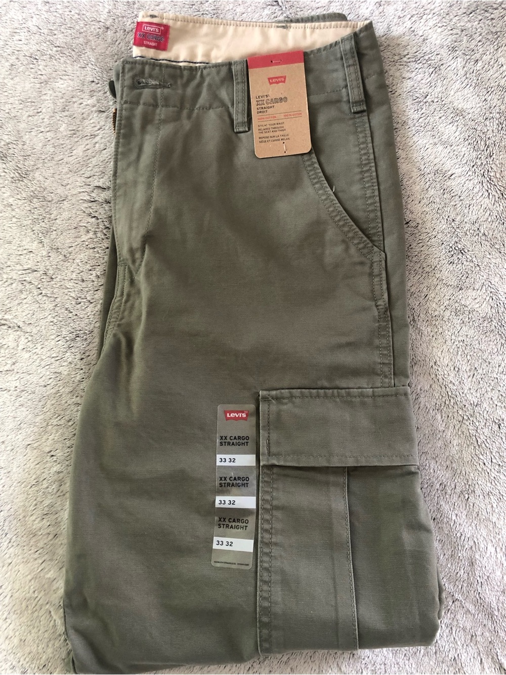 Levi's Men's Olive Cargo Pants - Straight Fit